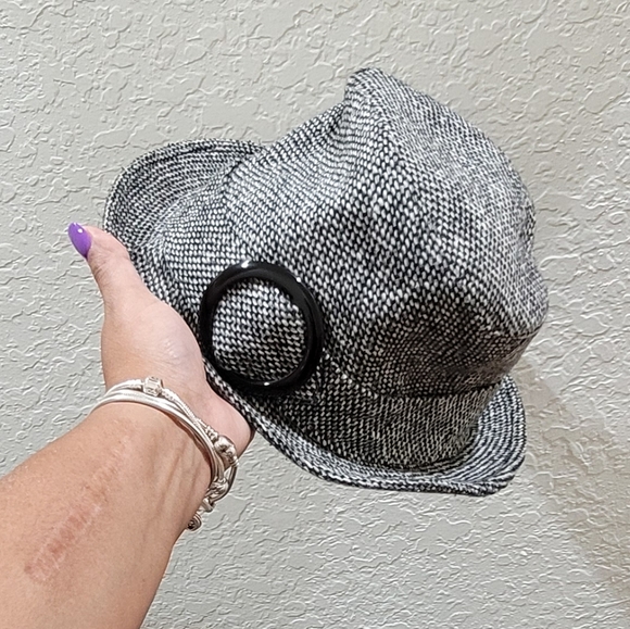 Arden B. Tweed Belt Bucket Hat - Picture 1 of 8